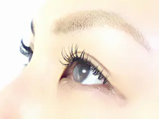 マツエク・マツパ アンベリイルラッシュ所属・まつエク・パーマ アンベリイルラッシュのマツエク・マツパデザイン