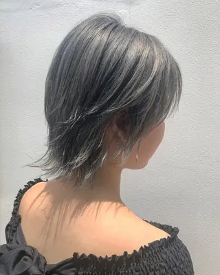 ショート カラー REVE所属・TAKU 美容師のヘアスタイル