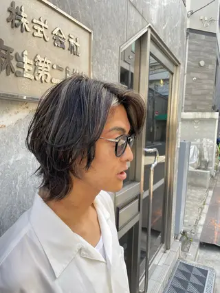 ミディアム メンズ 田中 秋水のヘアスタイル