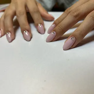 ミディアム watabe .のネイルデザイン