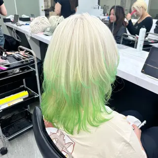 カラー 渋谷🎨エクステ× ブリーチ特化🎨レンのヘアスタイル