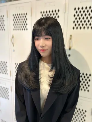 セミロング カラー 本格韓国ヘア🇰🇷 【uni】キューさんのヘアスタイル