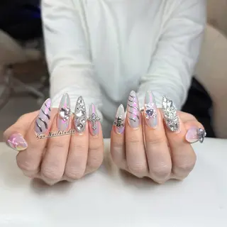 ネイル Ryu Nail Studio所属・Ryu Nail 新大久保のネイルデザイン