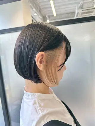 ショート SALOWIN心斎橋Suite店所属・ブリーチ毛にもできる 縮毛矯正|鷹司郎のヘアスタイル