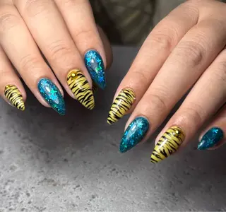 ネイル Aru所属・Nail Aru/ Rinokaのネイルデザイン