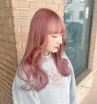 ロング カラー ヘアアレンジ ピンクカラー🩷 ヘアセットＮＯ.1のヘアスタイル