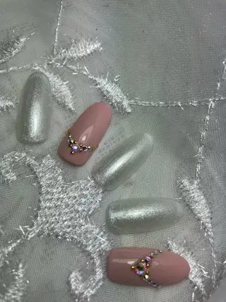 ミディアム カラー ネイル AileD'ange所属・M, masakiのネイルデザイン