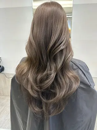 ロング カラー AiM エイム　韓国レイヤーのヘアスタイル