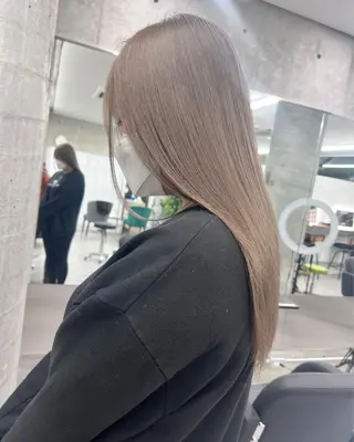 ロング welring hair salon所属・azusa/心斎橋/ ハイトーンカラーのヘアスタイル