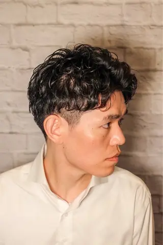 ショート パーマ メンズ 銀座マツナガ新宿野村ビル店所属・女性理容師 佐藤優菜のヘアスタイル
