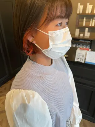 ショート カラー リーフレ所属・榊原 七菜花のヘアスタイル