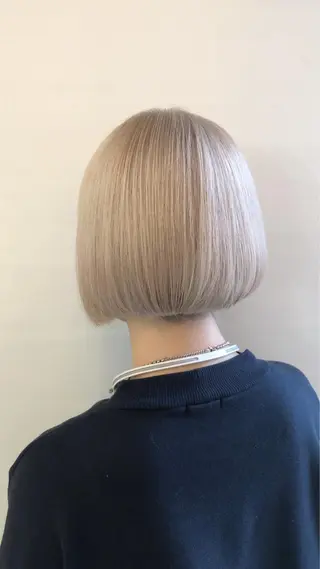 ミディアム カラー レイヤー・ブリーチ kiyotoshiのヘアスタイル