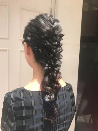 ロング uru"所属・uru" すずきさゆりのヘアスタイル