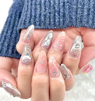 ネイル ChouChou NAIL SALON所属・サキ ChouChouのネイルデザイン