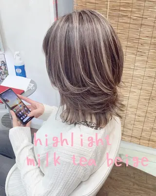 ミディアム カラー GLAD 萩原のヘアスタイル