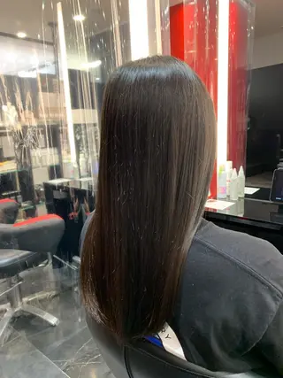 ロング 艶髪/白髪ぼかし ヘッドスパ/大野結菜のヘアスタイル