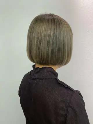 ショート akane/ 縮毛矯正/暖色のヘアスタイル