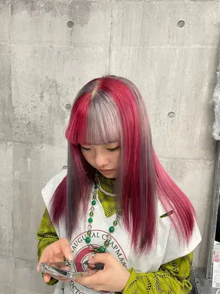 ミディアム カラー パーマ ヘアアレンジ メンズ キッズ レイヤーの魔術師 𓍼takumi𓍼のヘアスタイル
