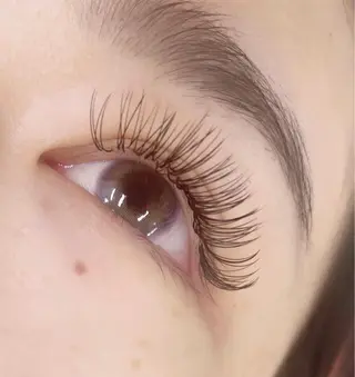 マツエク・マツパ eminy lash 【エミニーラッシュ】のマツエク・マツパデザイン