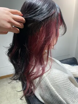 カラー Hiroka / NANAのヘアスタイル