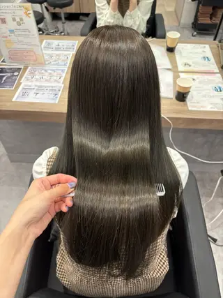 ロング カラー Nail &Beauty by UNO伊勢原所属・COCO .のヘアスタイル