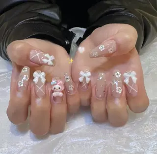 ネイル Chisa Nail Studio所属・チ サのネイルデザイン