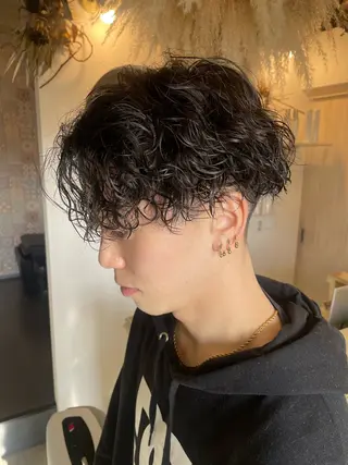 パーマ メンズ 荒牧 絵美のヘアスタイル