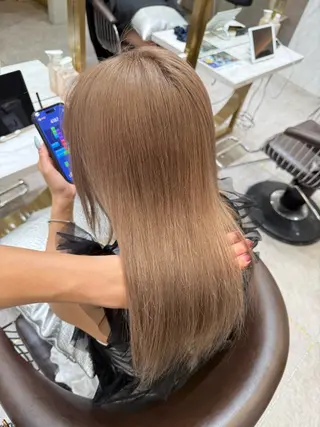 ミディアム カラー ケアブリーチ 韓国レイヤーKYONのヘアスタイル