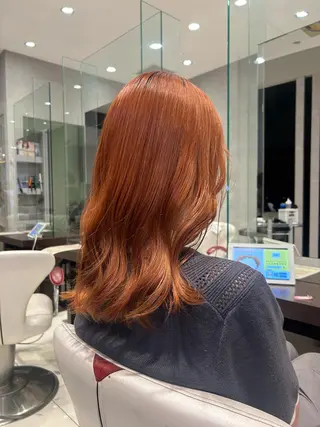 カラー 森 芽吹のヘアスタイル