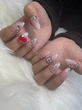 ロング カラー ヘアアレンジ キッズ ネイル マツエク・マツパ アイブロウ 福田 加奈のネイルデザイン