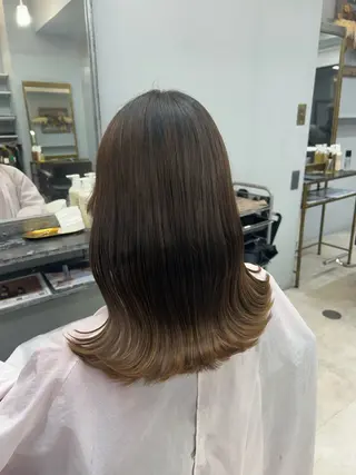 ミディアム hair atelier OZ桑野店所属・阿佐見 若菜のヘアスタイル