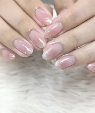 ネイル 會田 瑠衣のネイルデザイン