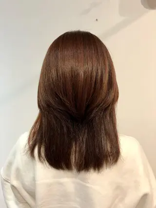 ミディアム カラー 青野 文香のヘアスタイル