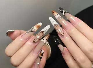 ネイル D-BEAUTY Nailsalonのネイルデザイン