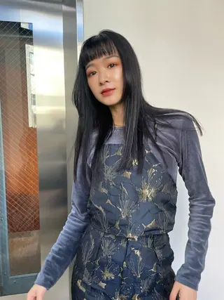 ロング Rico / bob/グレージュのヘアスタイル