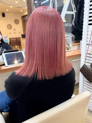 ミディアム 伊藤 一樹のヘアスタイル