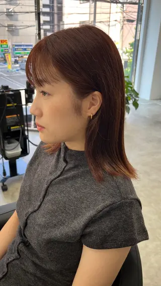 カラー 酒井 美里のヘアスタイル