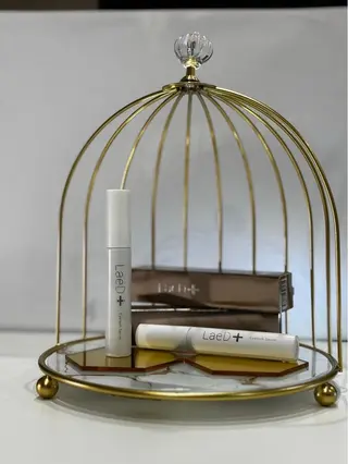 マツエク・マツパ THE BALM🤍 若林の眉毛・アイブロウイメージ