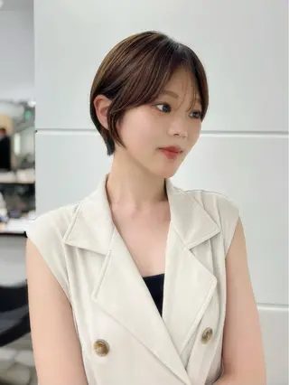 ショート 縮毛矯正/ハイトーン /パーマ/前原汐🎐のヘアスタイル
