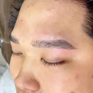 メンズ アイブロウ エステサロンMee. 大畑のエステ・リラクイメージ