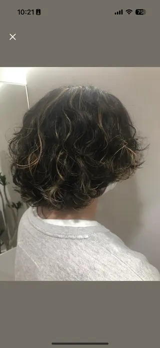 ショート 白土 さくらのヘアスタイル
