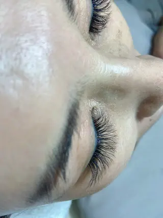 マツエク・マツパ マツエク·花所属・坂本 葵のマツエク・マツパデザイン