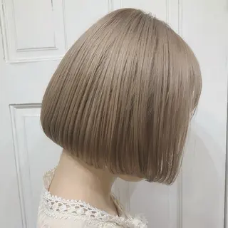 ショート カラー Soleria所属・艶髪/酸性ストレート 根本零のヘアスタイル