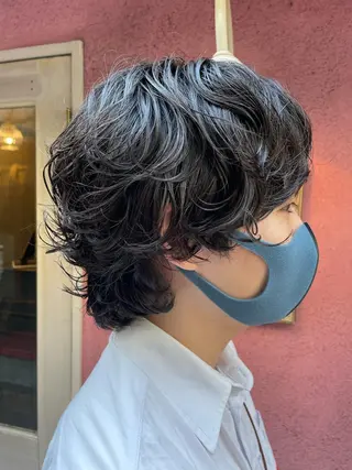 ミディアム パーマ ナカムラ イヅミのヘアスタイル