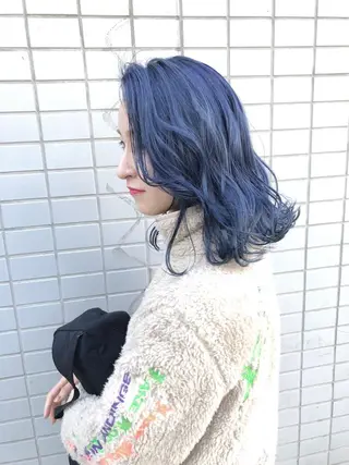 ミディアム カラー Authen. soraのヘアスタイル