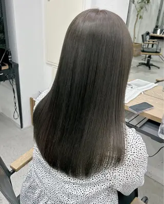 ロング カラー 🫐寒色系カラー 🫐ヤマナカリリカのヘアスタイル