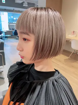 ショート カラー 美髪・シールエクステ ホソタニリョウコのヘアスタイル
