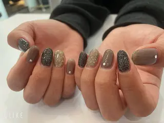 ネイル REGINA所属・REGINA 理沙のネイルデザイン