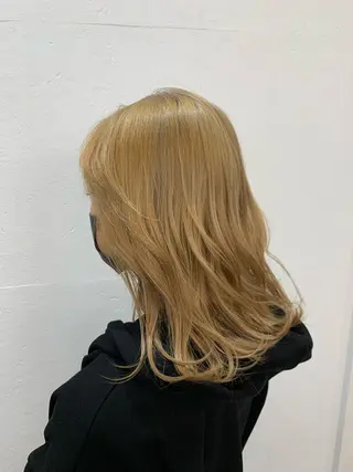 セミロング カラー グランジヘア 無造作ヘアHYUGAのヘアスタイル