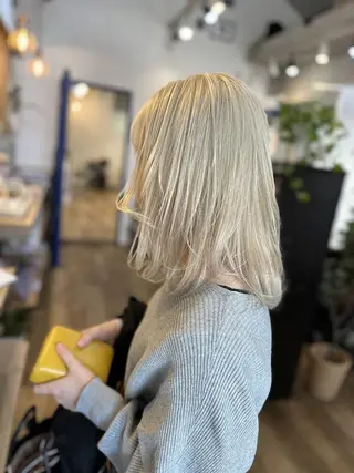 ミディアム カラー Liere Muuのヘアスタイル